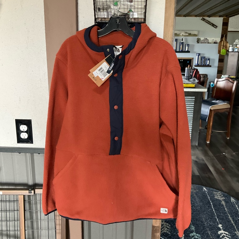 The North Face Men's Rust Pullover Fleece Hoodie with Navy Snap Placket